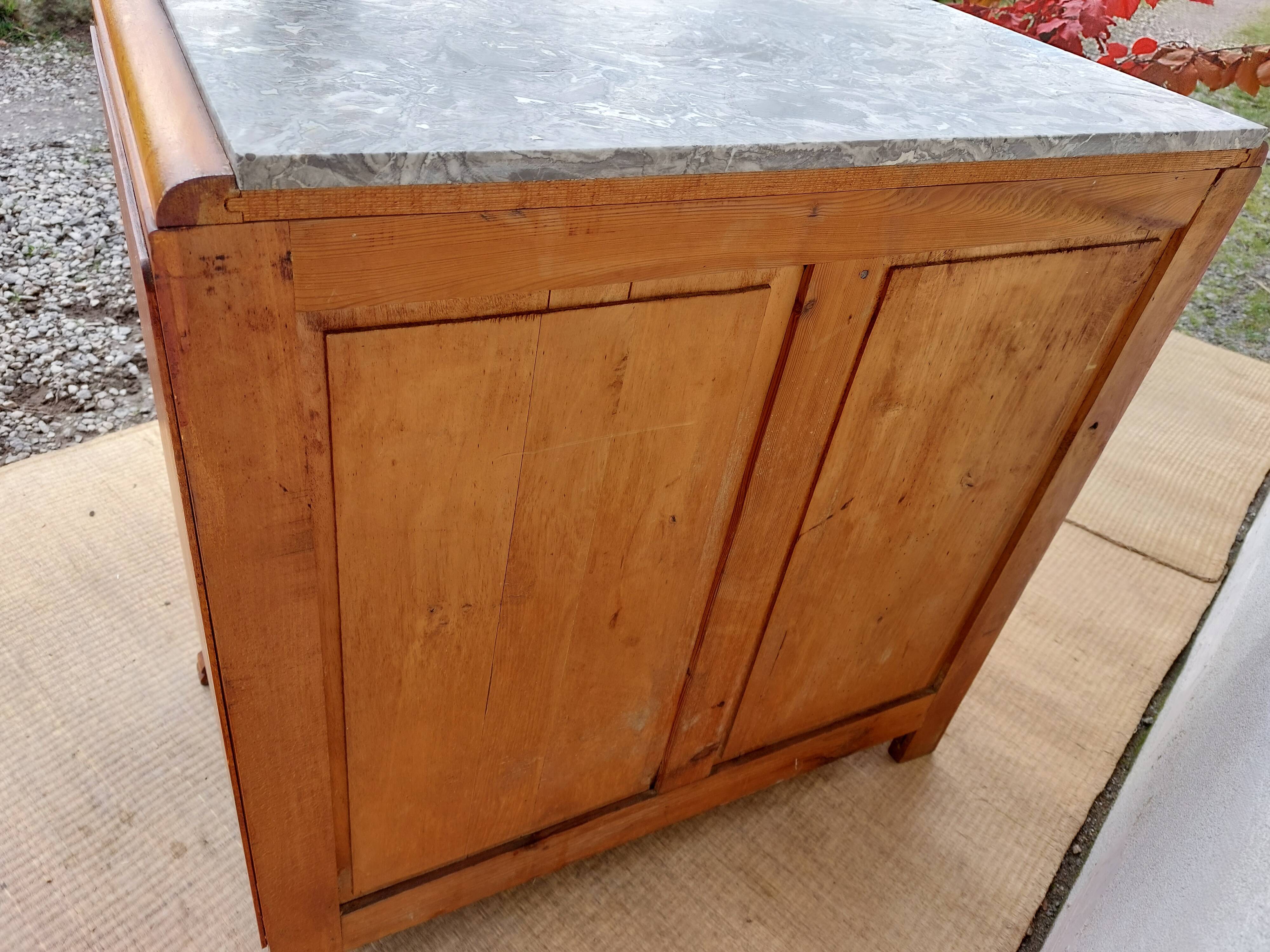 Mado buffet, marble top