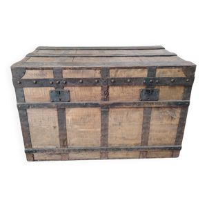 malle de voyage ancienne