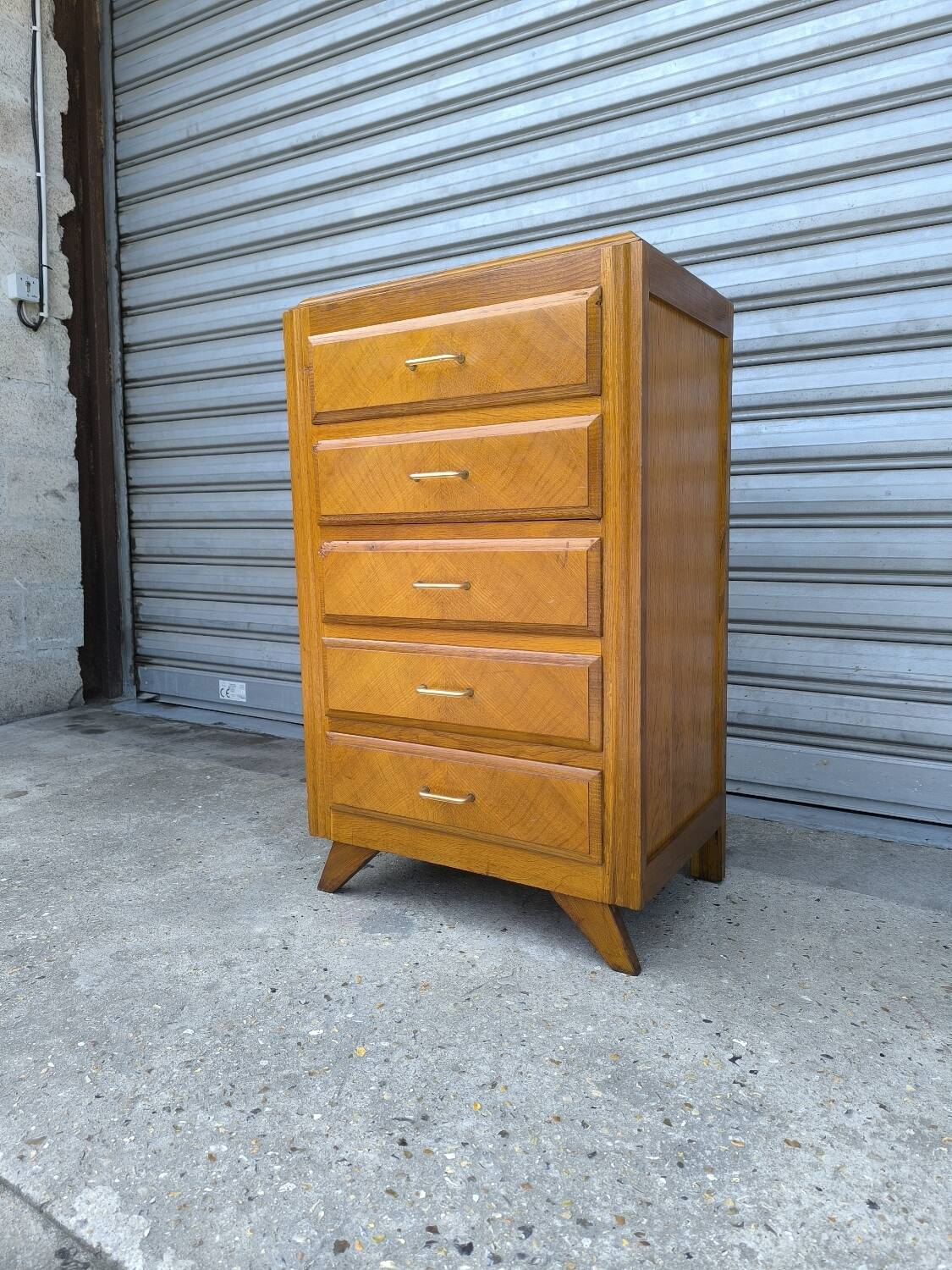 Weekly compass foot 1960