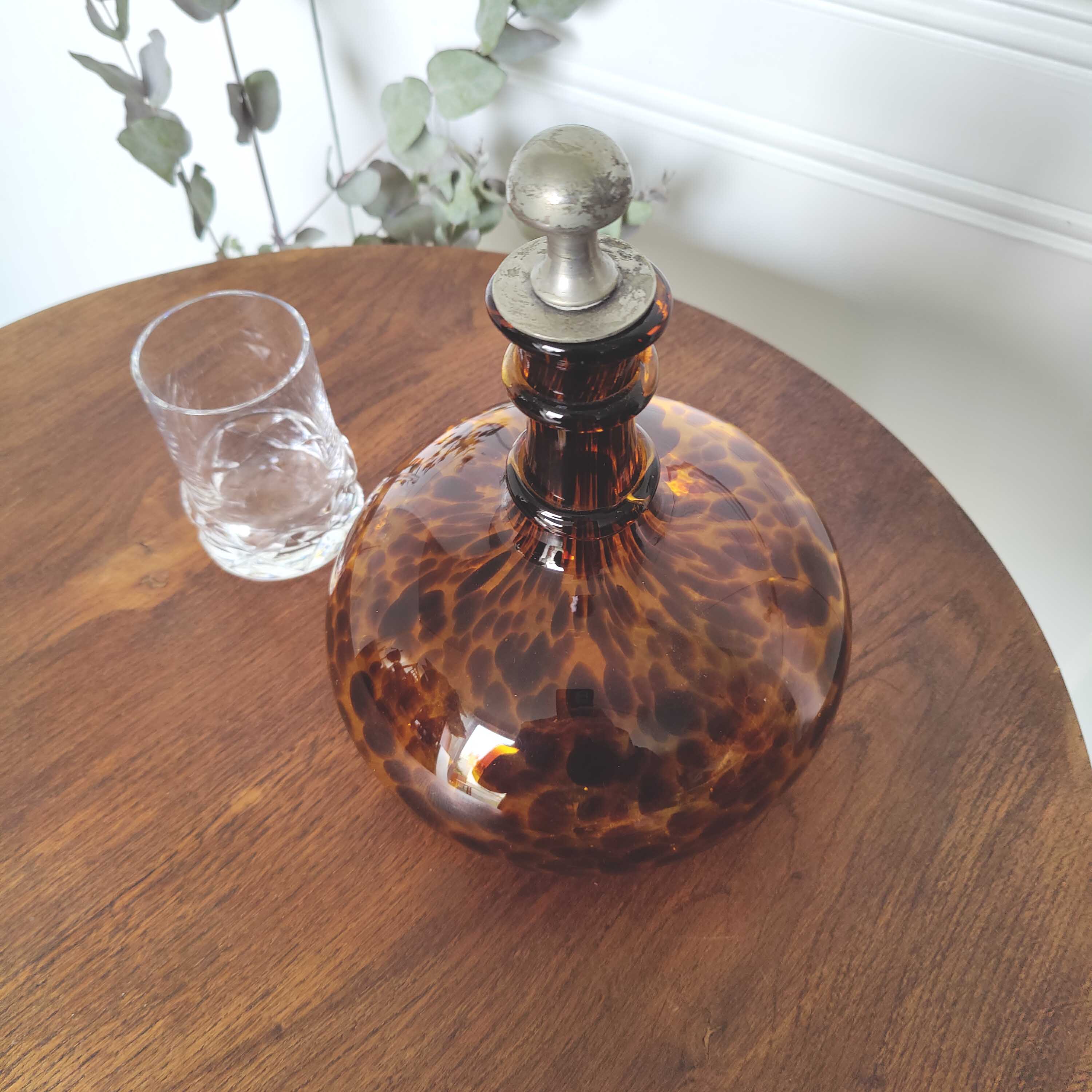 Blown scale glass decanter
