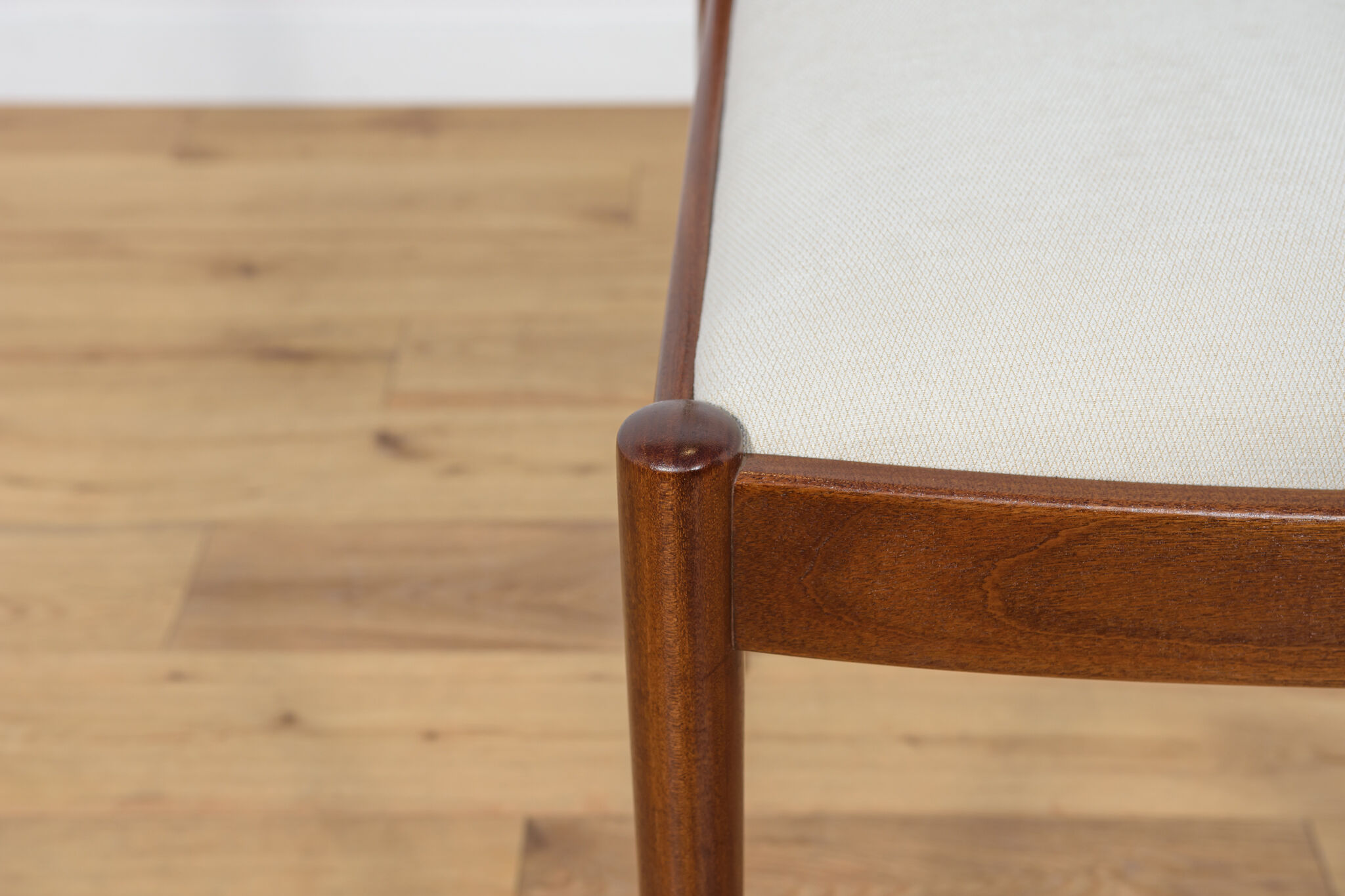 Mid-century teak dining chairs by Victor Wilkins for G-Plan, 1960s, set of 8