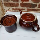 Old coffee maker with filter and 2 lids