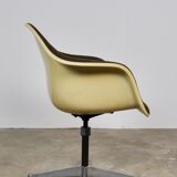 Charles Eames for Herman Miller armchair, 1970