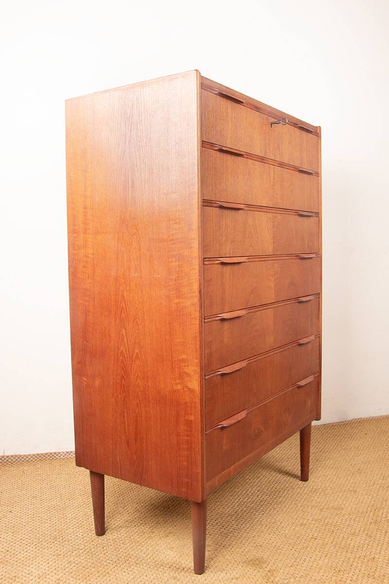 Large Danish chest of drawers, tallboy, 7 teak drawers by Henning Jørgesen.