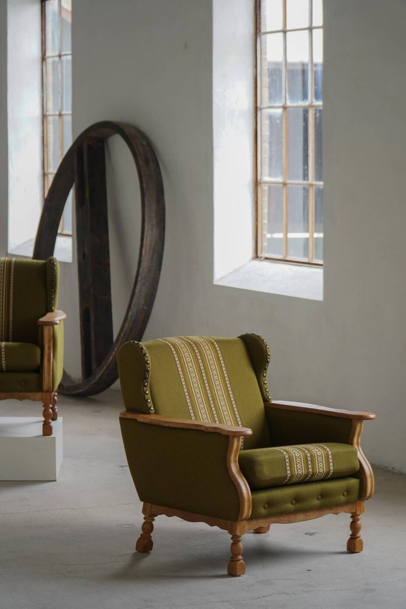 Danish "Mid-Century Modern" style, pair of oak armchairs, Henning Kjærnulf, 1960s.