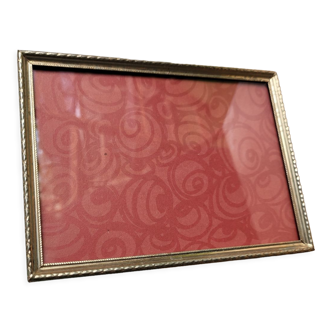 Gilded metal frame to install