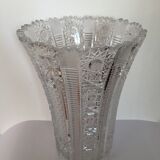 Vase en cristal taillé