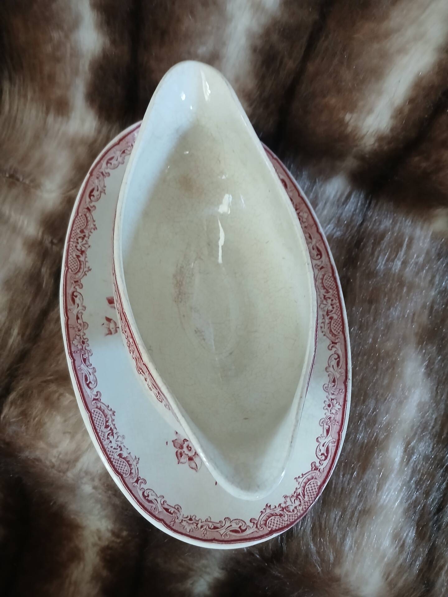 Antique sauce boat in ironstone Sarreguemines