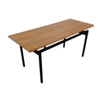 Oak coffee table