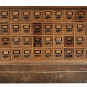 Banque d’épicier ancienne double face – 80 tiroirs –
