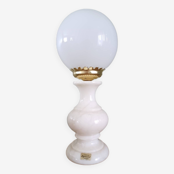 Alabaster and opaline lamp