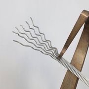La sculpture abstraite "The Chord" (Het Akkoord) par André van der Linden