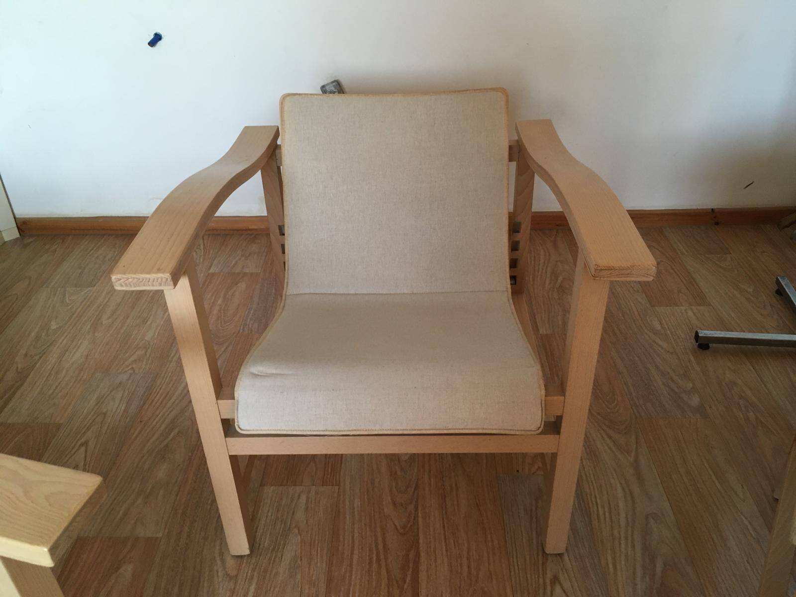 Suite de 3 fauteuils “Lecto” – Jean-Michel Wilmotte