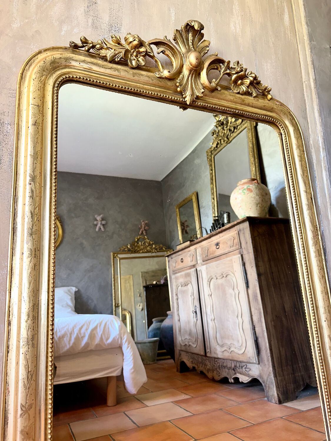 Miroir ancien Louis-Philippe à fronton