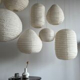 Suspension in rattan and natural japanese linen in the shape of a drop