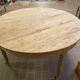 Table ronde en chêne