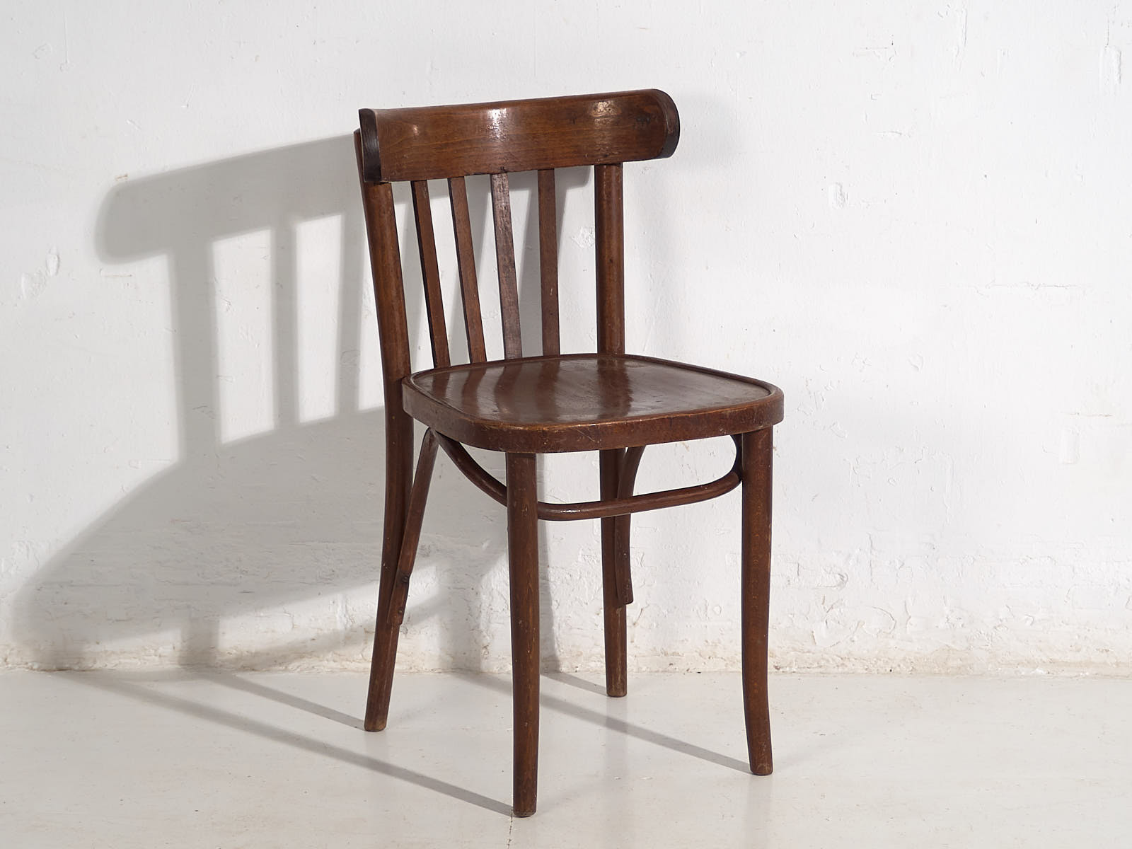 Antique bistro chairs (circa 1920). Set of 6 pieces #1