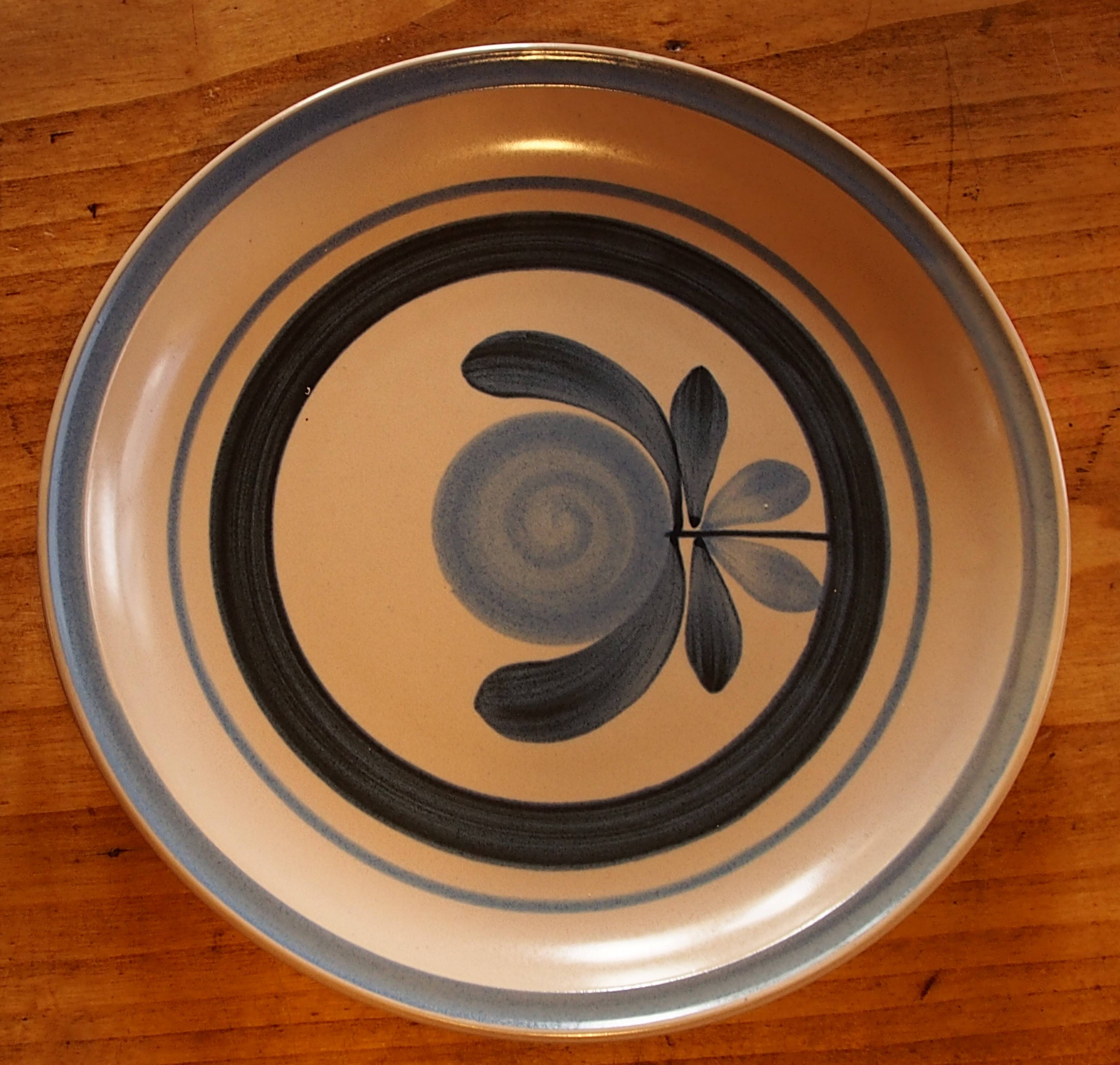 Set of 4 flat plates in Gien earthenware Angona model