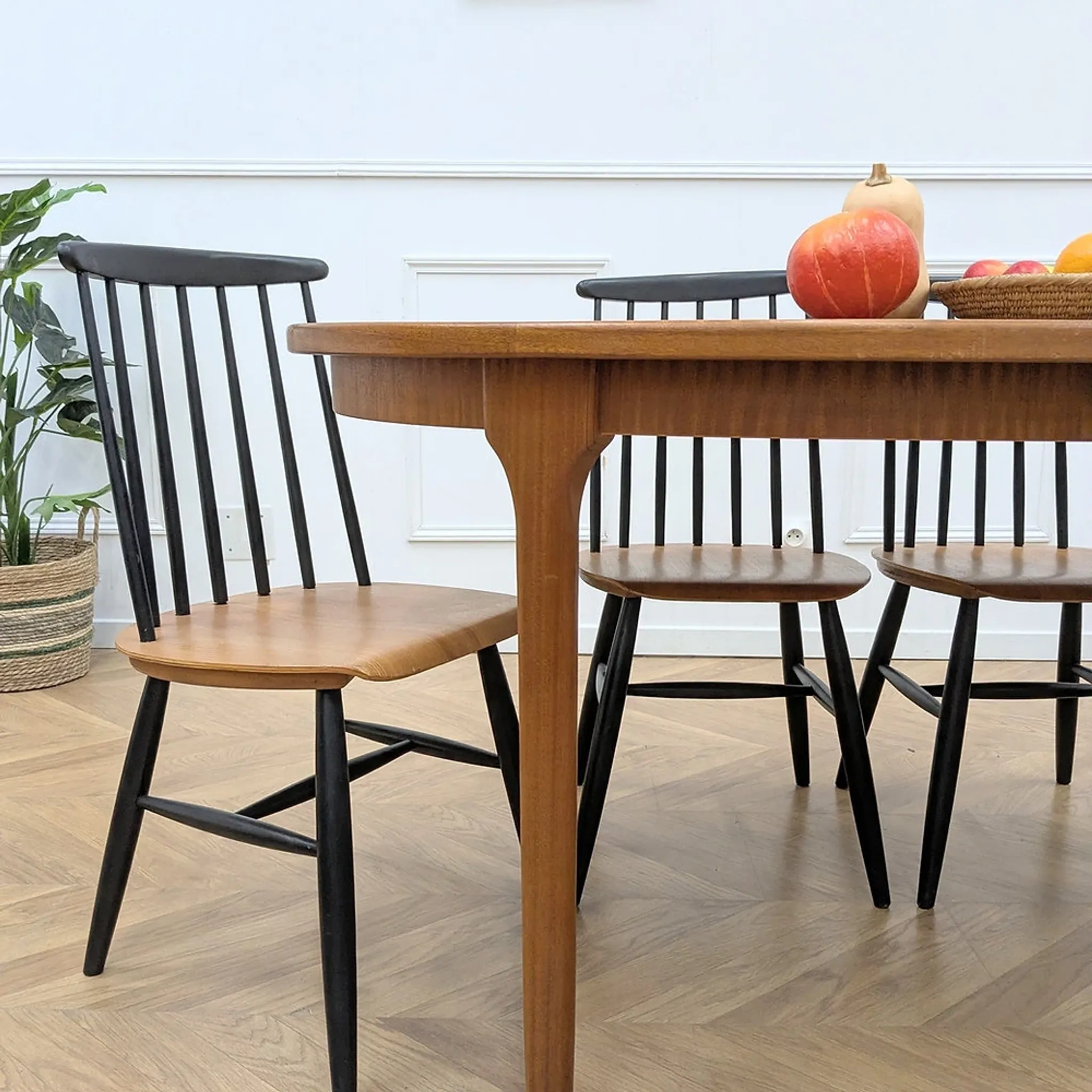 Table à manger McIntosh vintage teck extensible