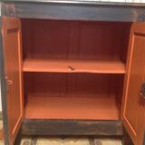2-door buffet