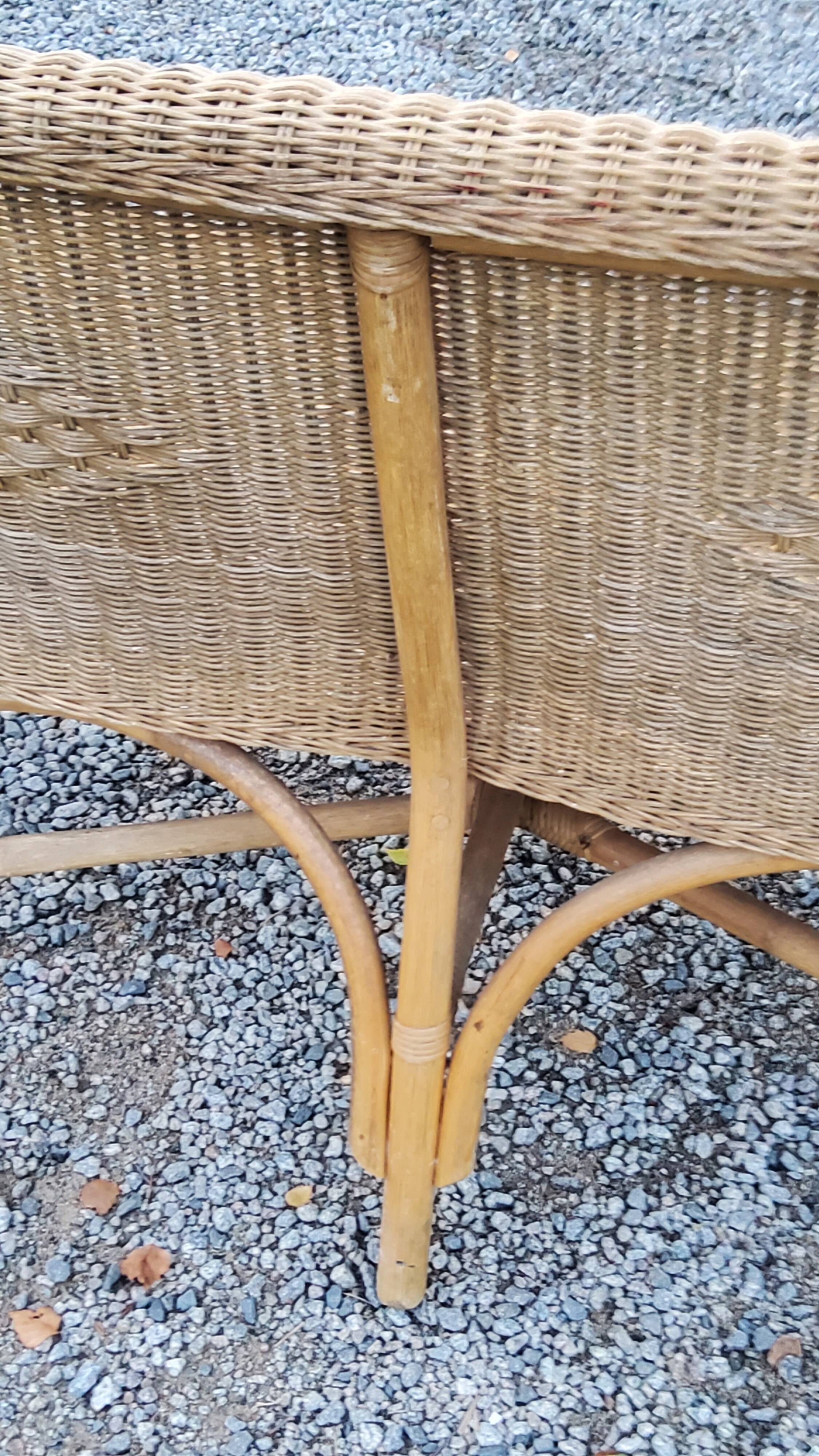 Pair of armchairs and bench in rattan and bamboo from the 60s/70s