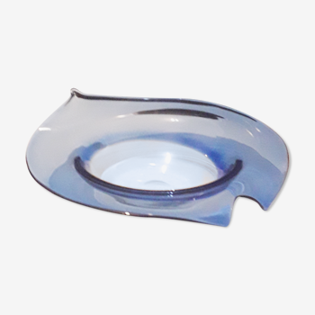 Blue glass fruit cup design shape