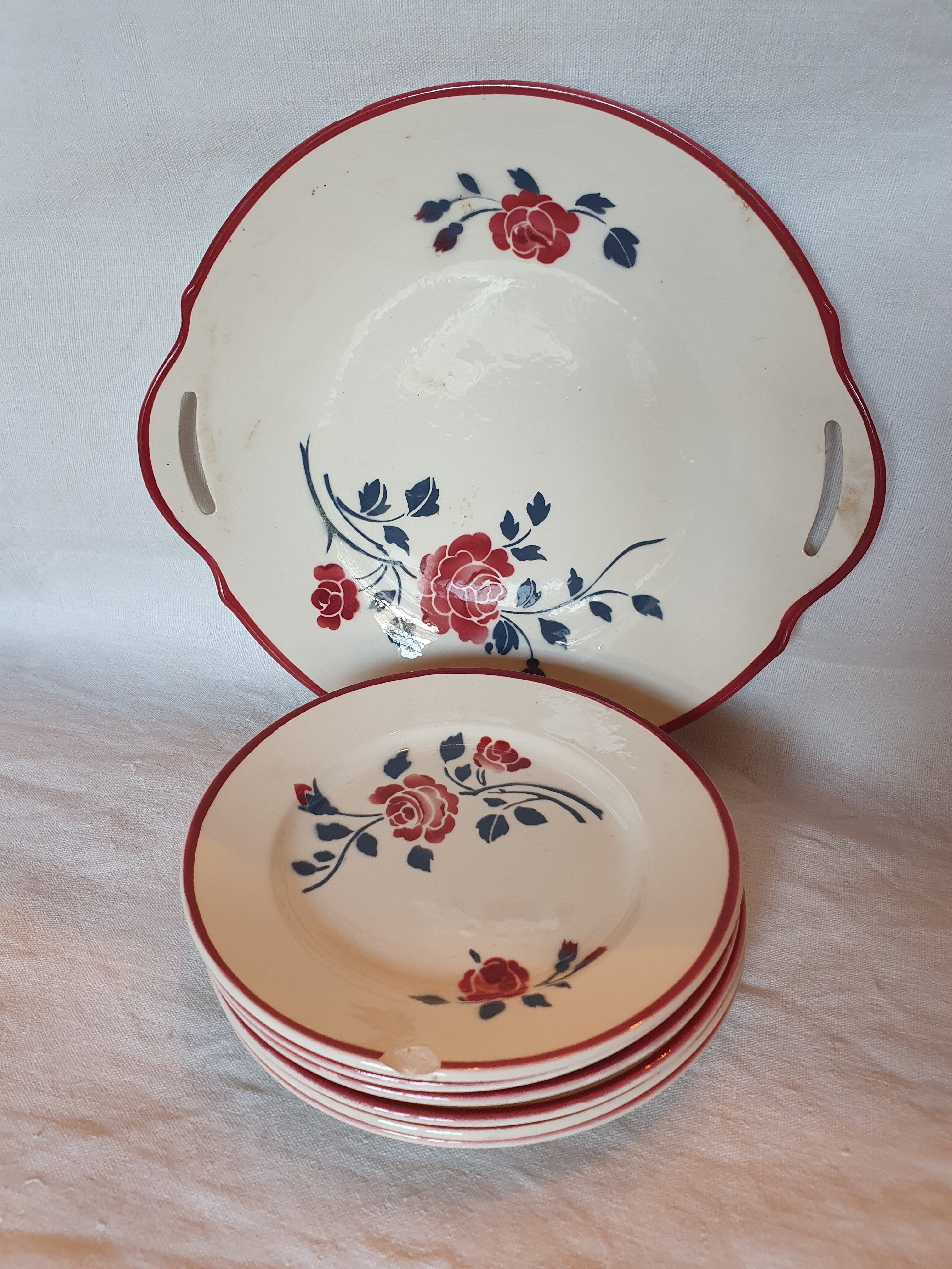 Service a gâteau en faience à decor floral