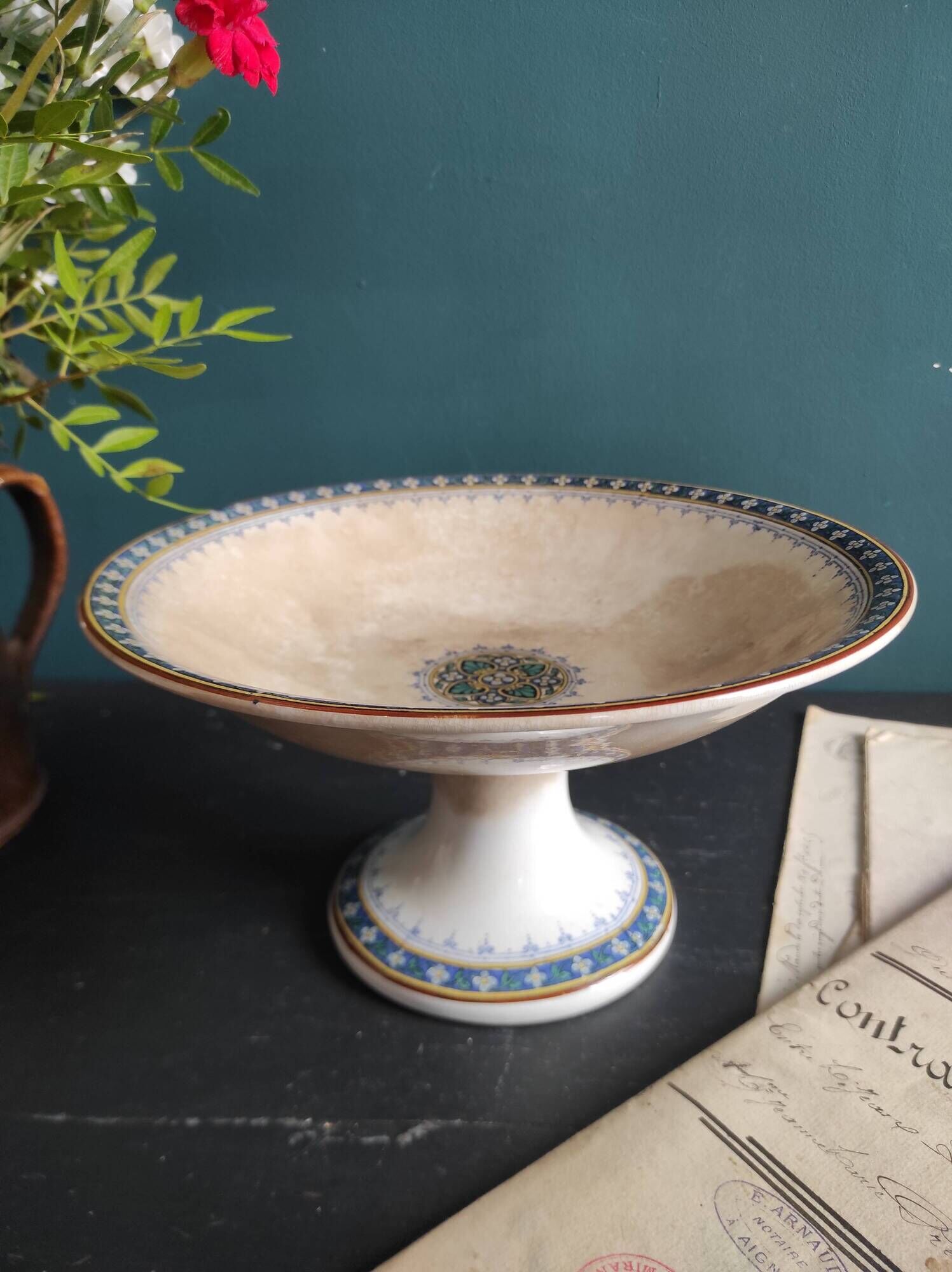 French vintage cake plate or cake stand for desserts or fruit, Sarreguemines, mod. Myosotis