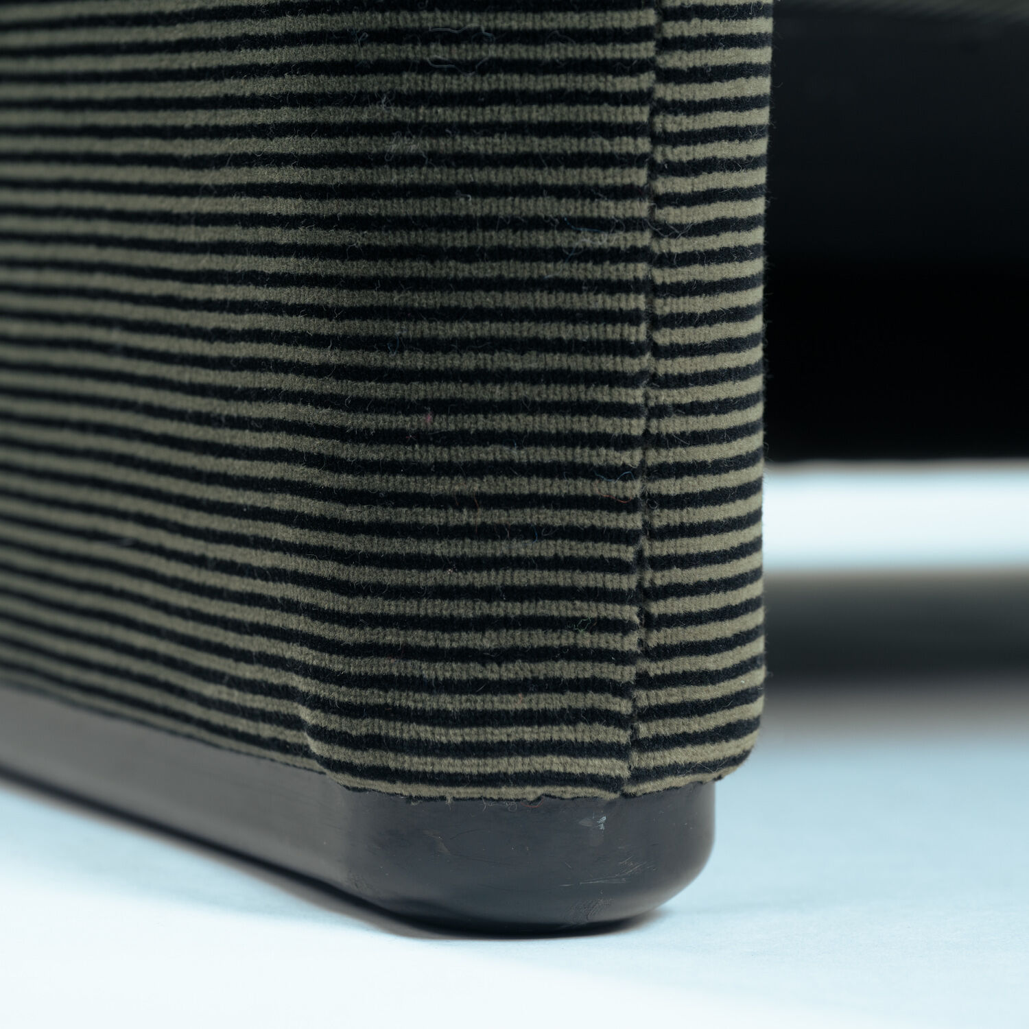 Rare Green Striped Maralunga chair by Magistretti for Cassina, Italy,