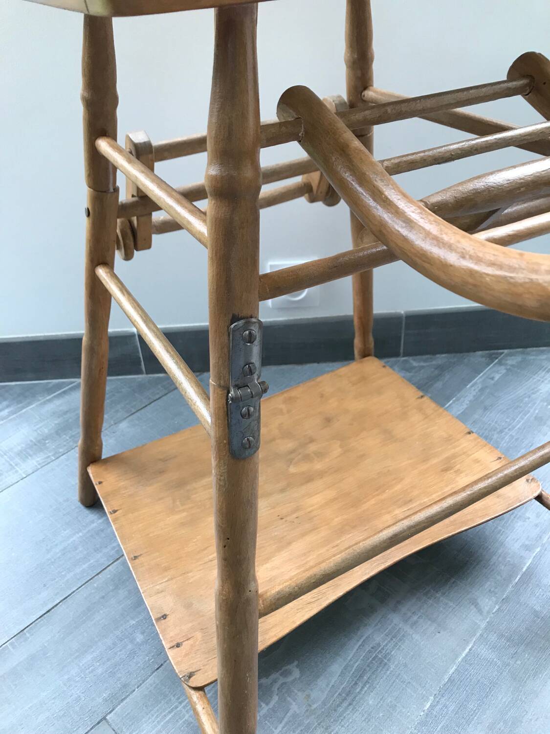 Wooden high chair for baby - Vintage