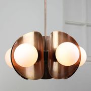 Lustre italien vintage en cuivre et opaline, années 70