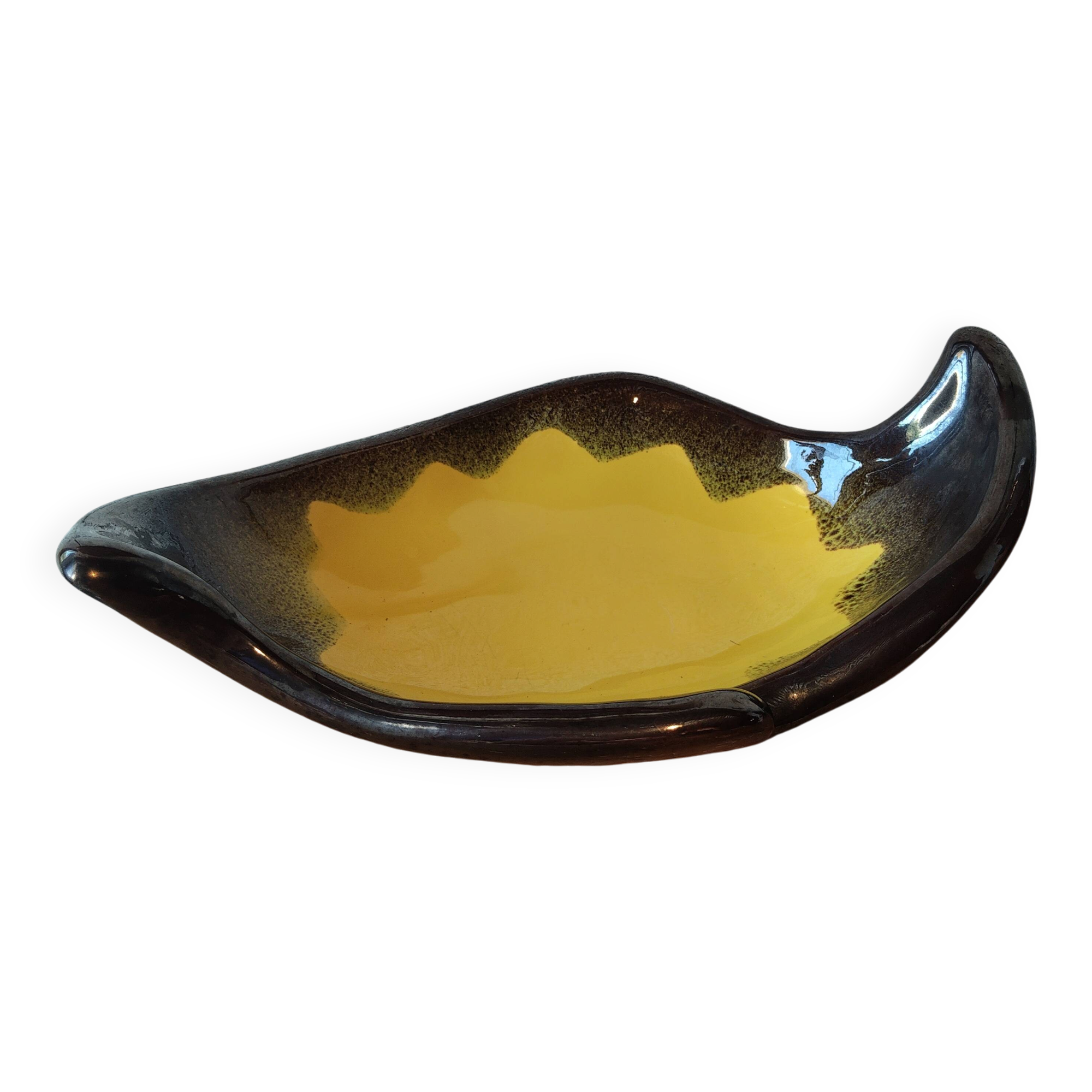 Large solar-shaped ceramic bowl, France, 1950s-1960s.
