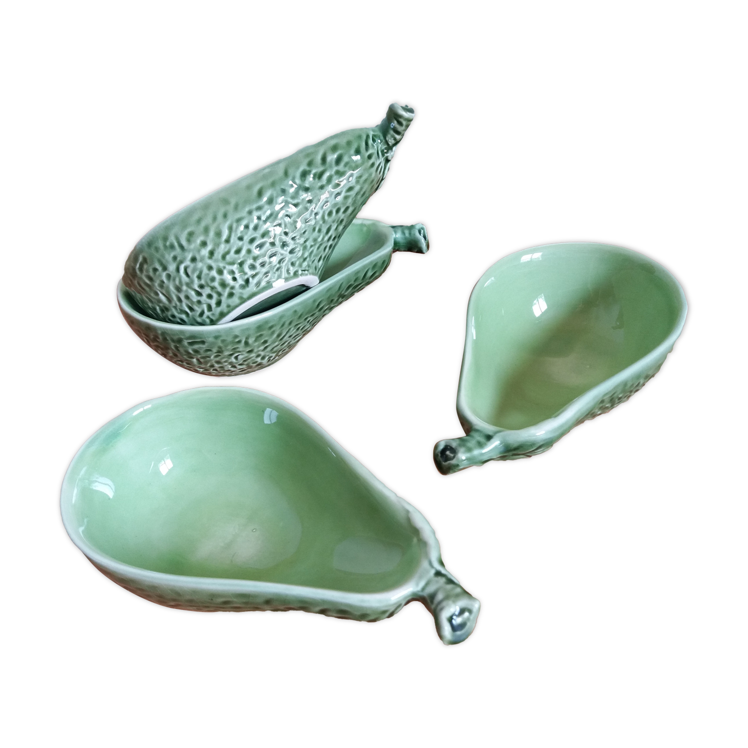 Service 4 cups avocado slurry