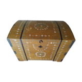 Coffre ancien bois peint