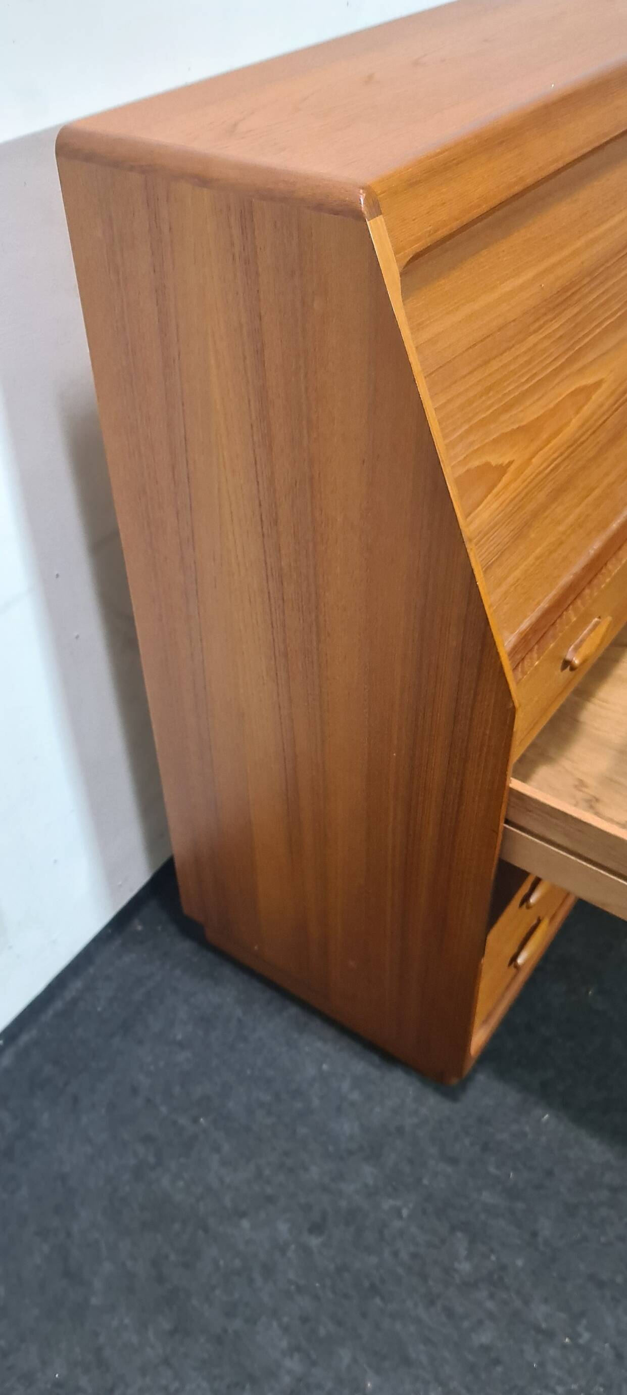 Vintage Danish design secretary desk by Dyrlund
