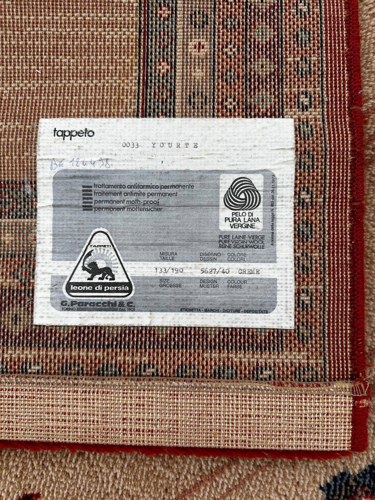 Oriental-style wool rug 135cm x 185cm