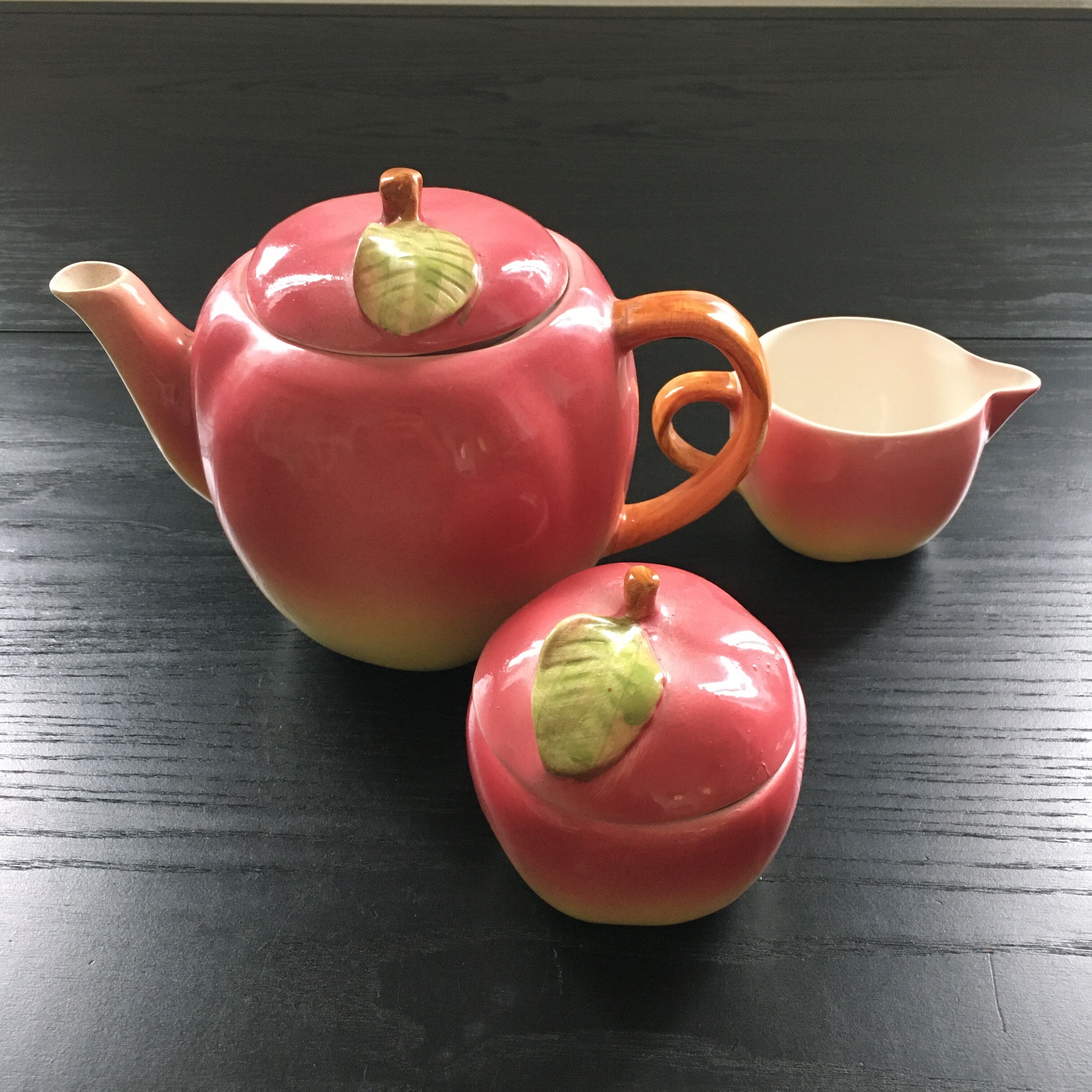 Pink apple tea set