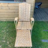 Rattan chaise longue