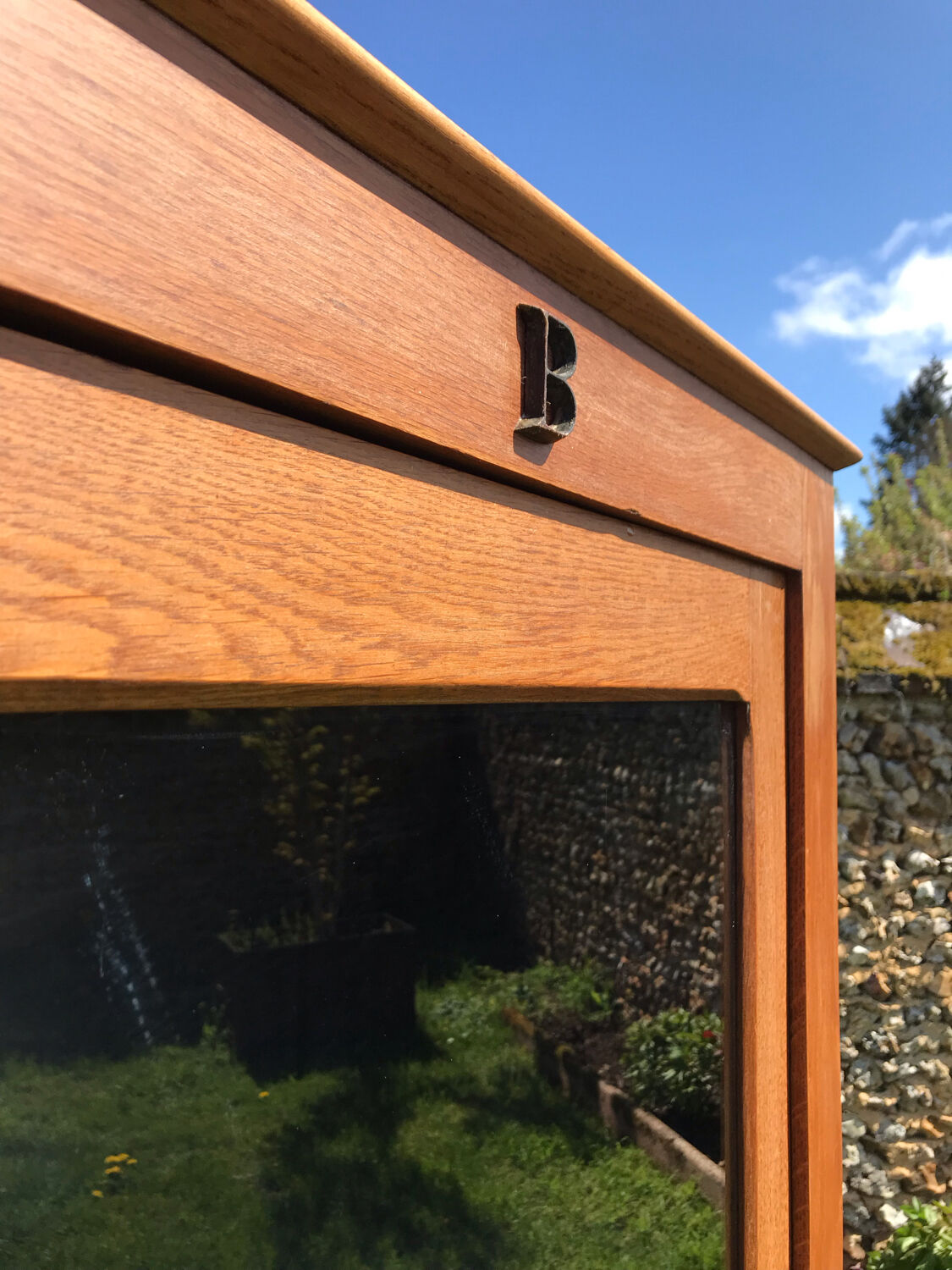 Vintage light oak cashier