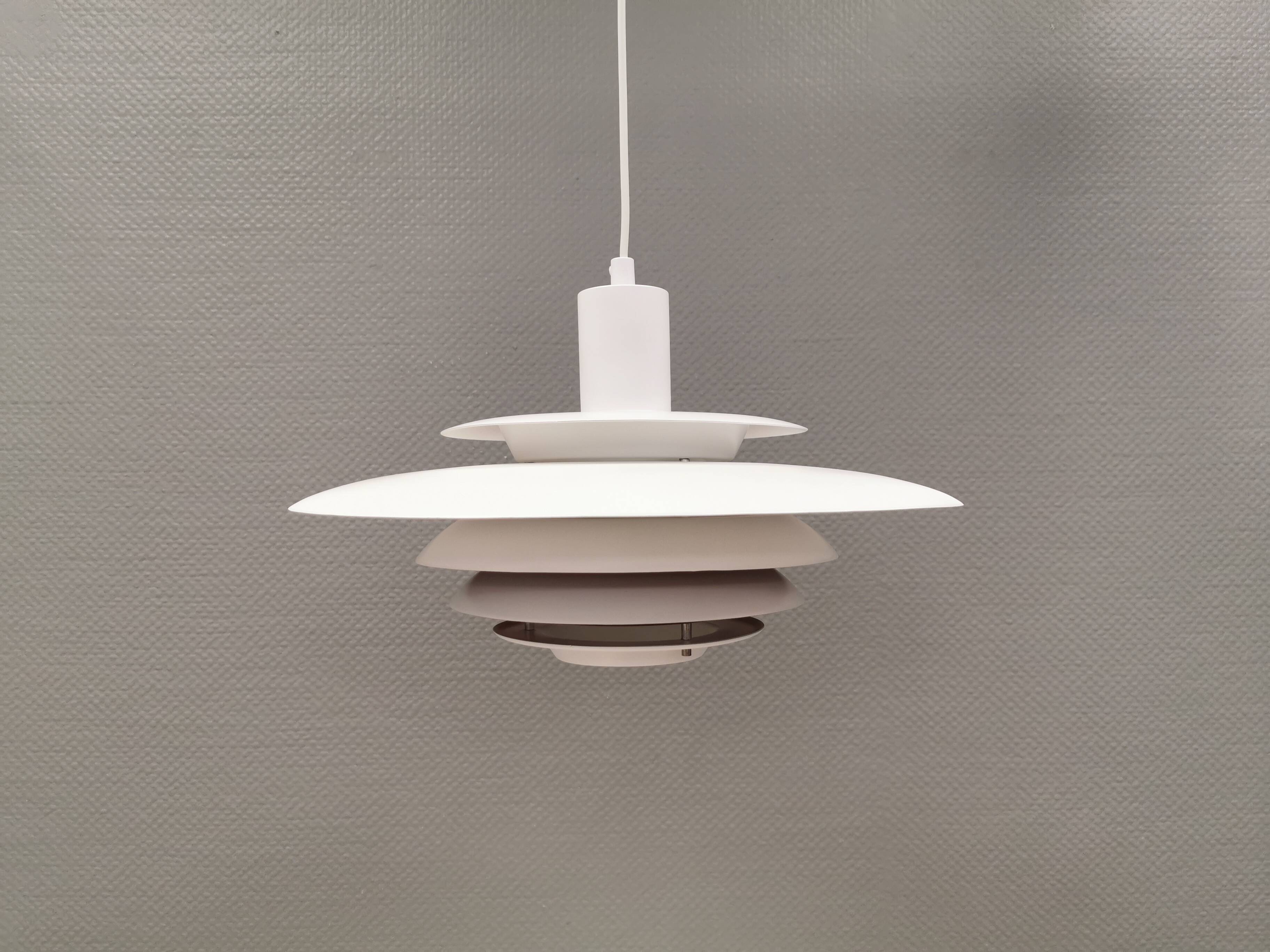 A very rare ‘Teknika’ lamp, Denmark, 1960s, model 425.