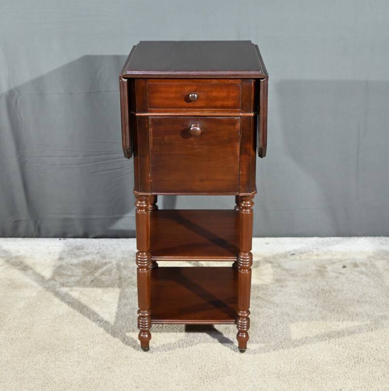 Small mahogany shuttered table, maison lemarchand, a. lemoine – mid-19th century