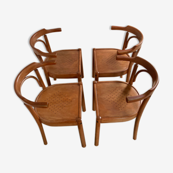 Lot 4 chairs