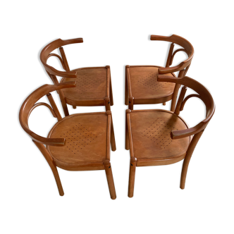 Lot 4 chairs