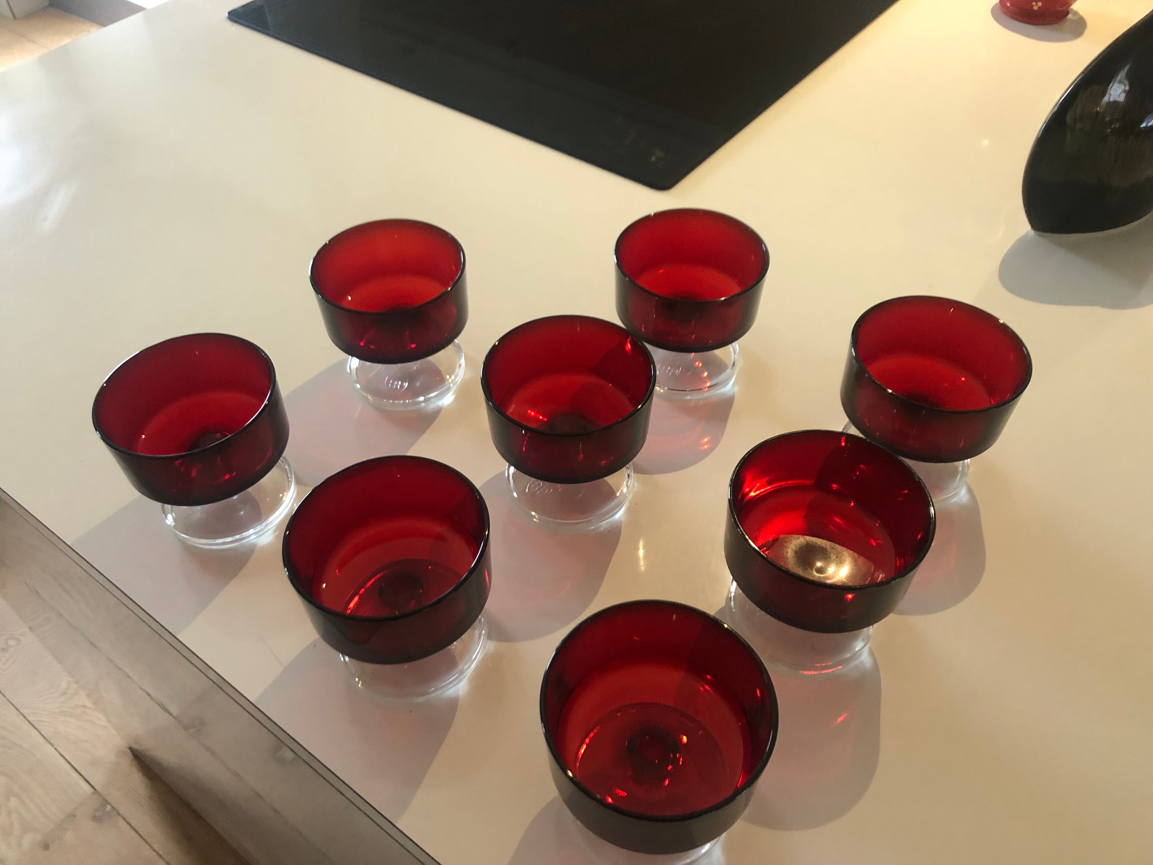 Luminarc champagne glasses