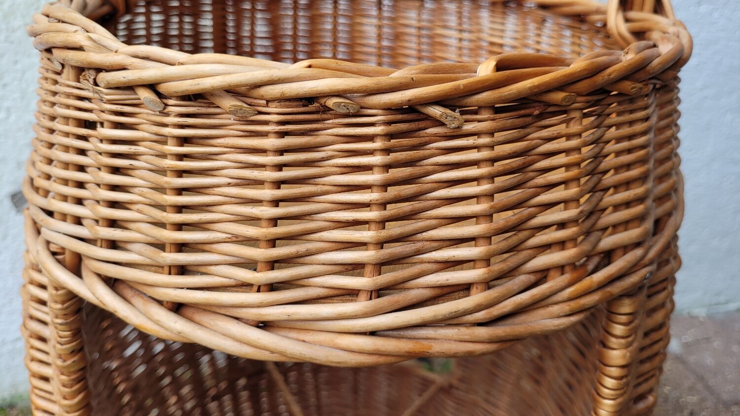 Bar basket