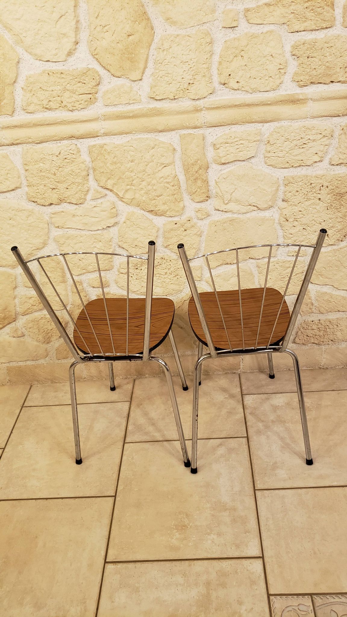 Paire de chaises, années 1970