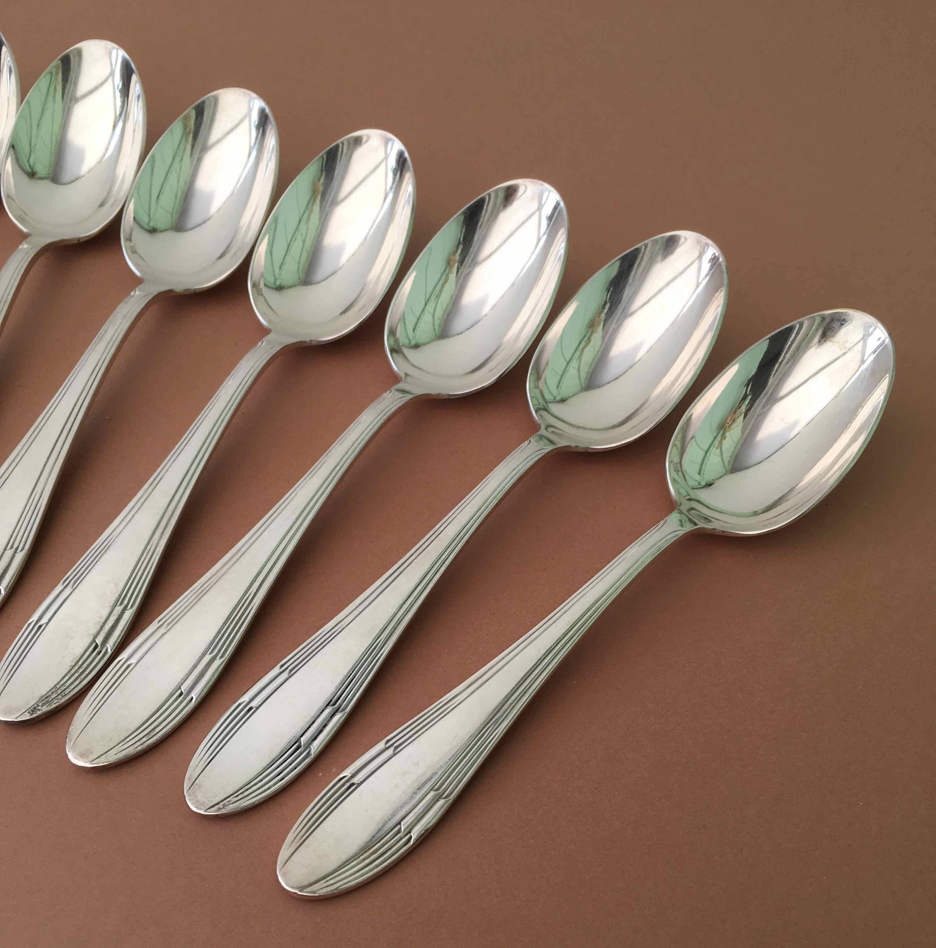 Cutlery set 37 place settings Goldsmith ATD silver metal