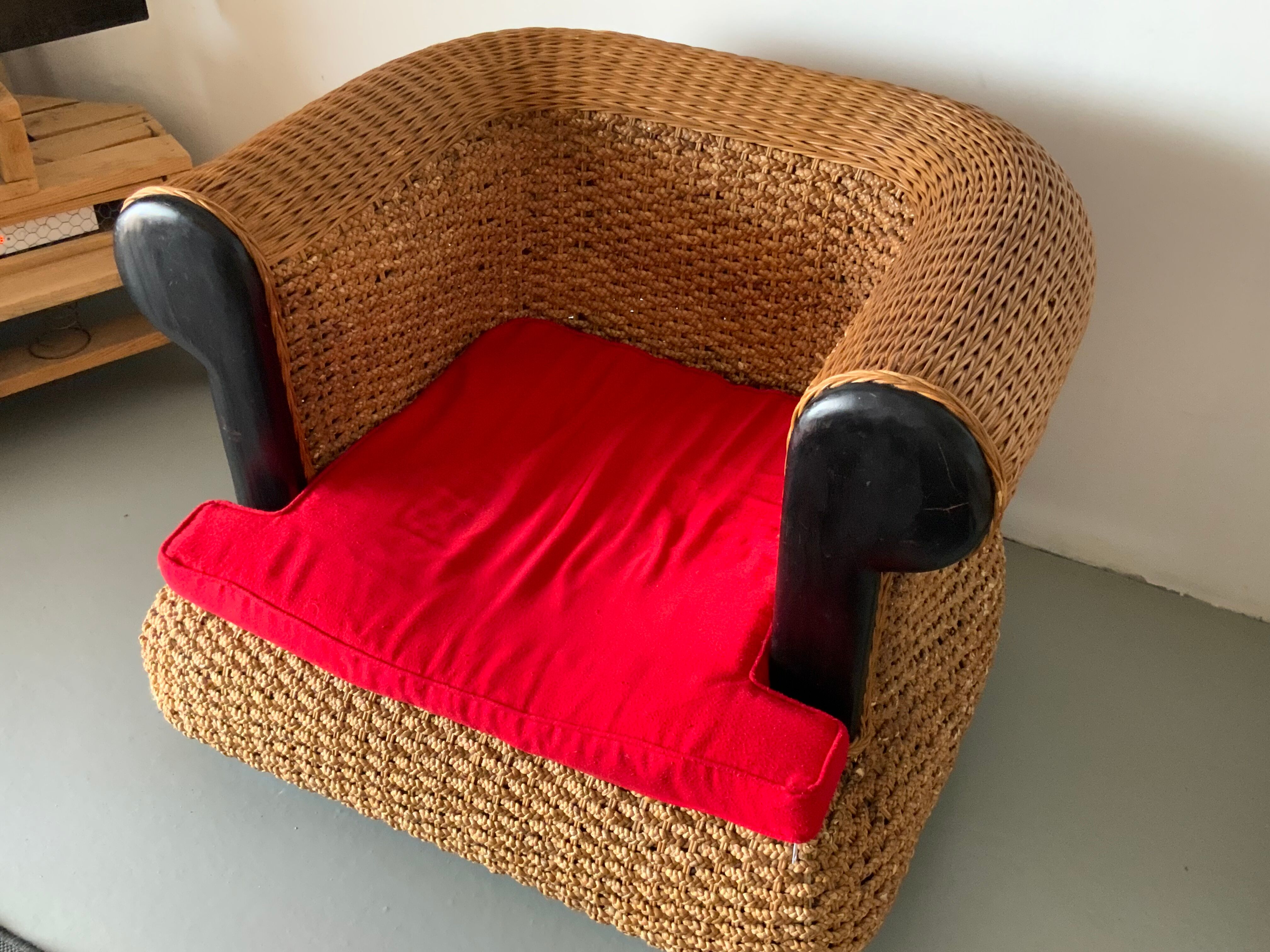 Fauteuil rotin et tressage végétal