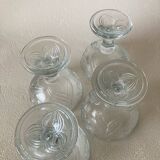 4 coupes à glace en verre  moulé