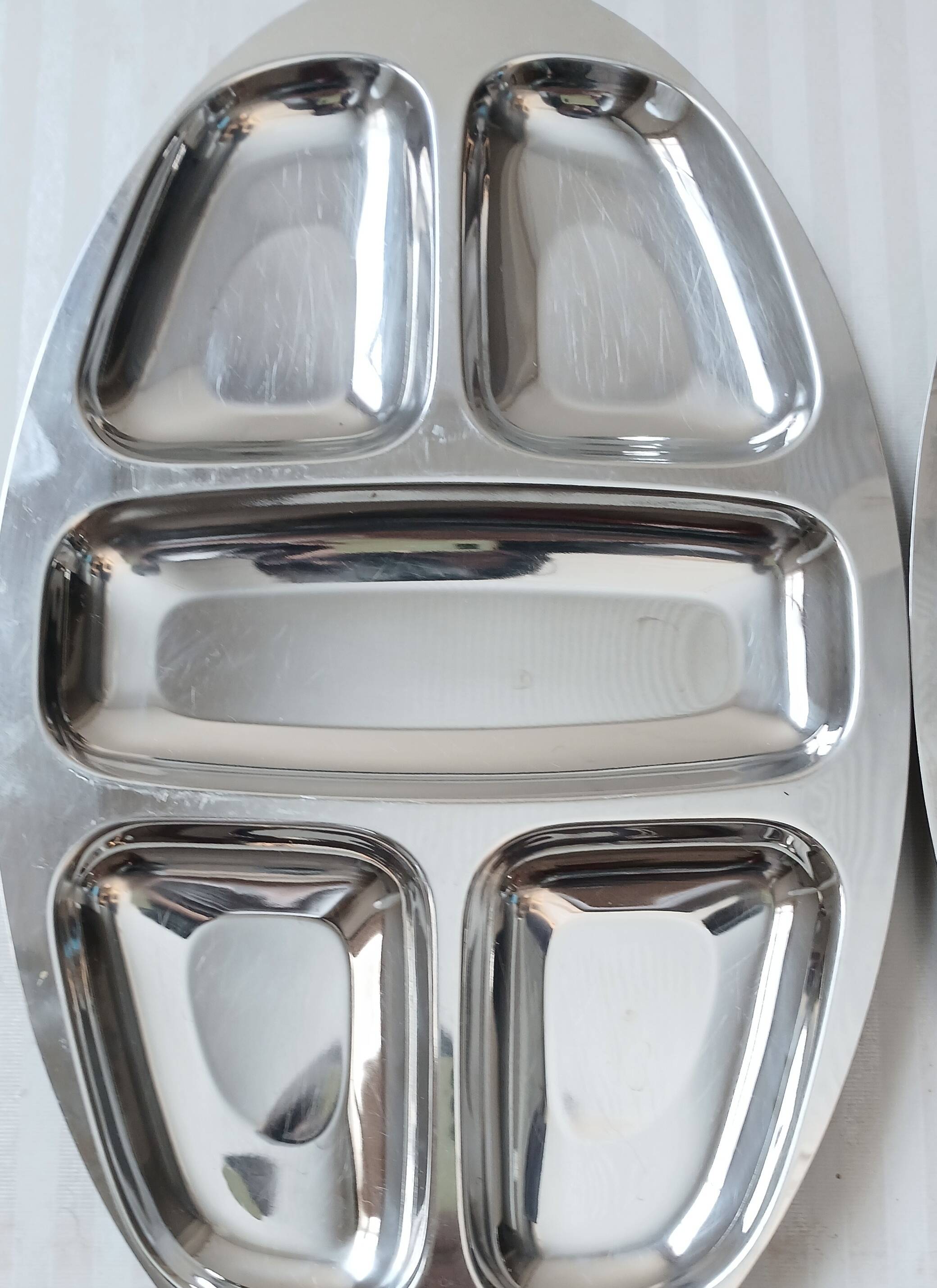 Set de 2 grands plats en inox 18/10, Vers 1970